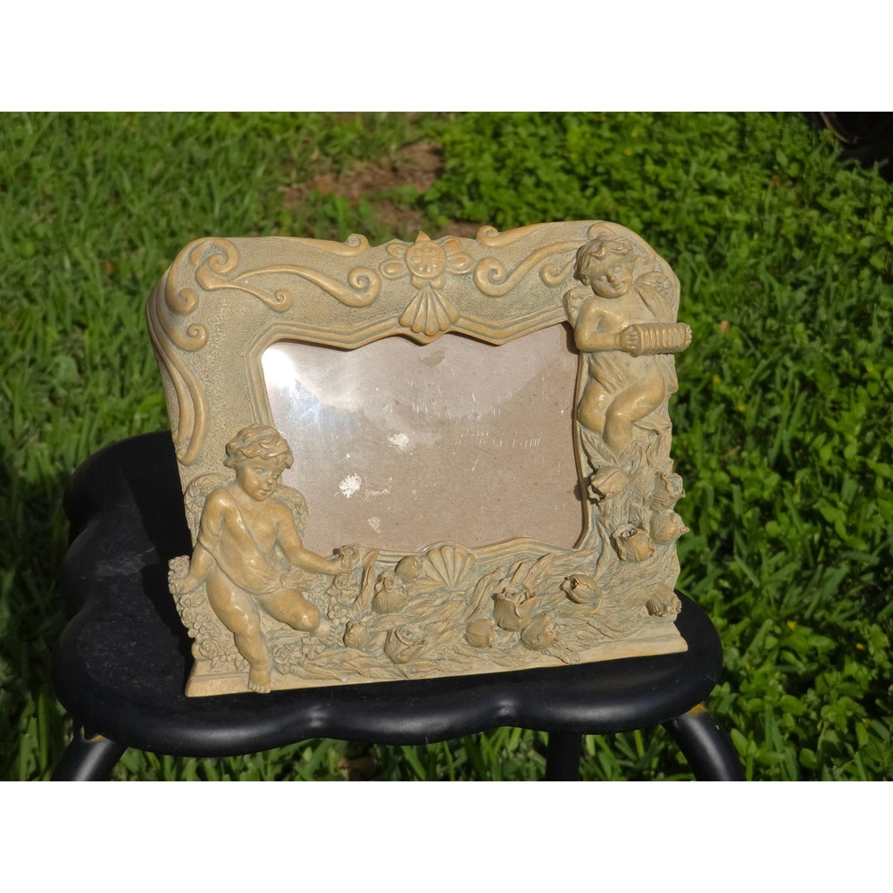 Wangs International Cherub Angel Resin Picture Frame Vintage Victorian Style 4x6